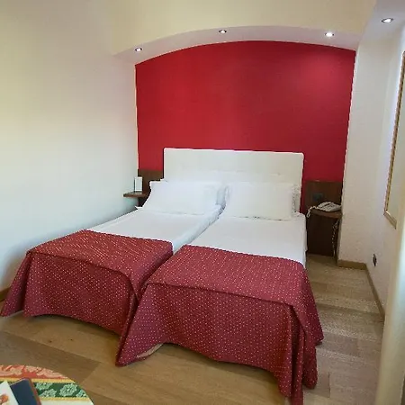 فندق Della Valle 4*