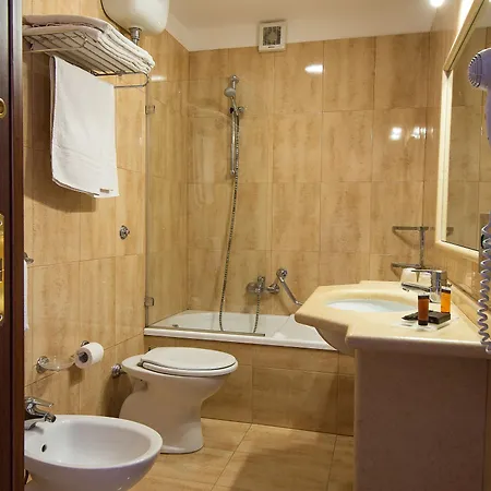 Della Valle Hotell 4*