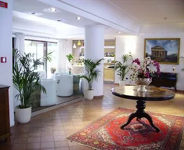 ホテル デラ ヴァッレ 4*