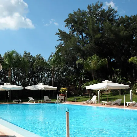 デラ ヴァッレ 4*